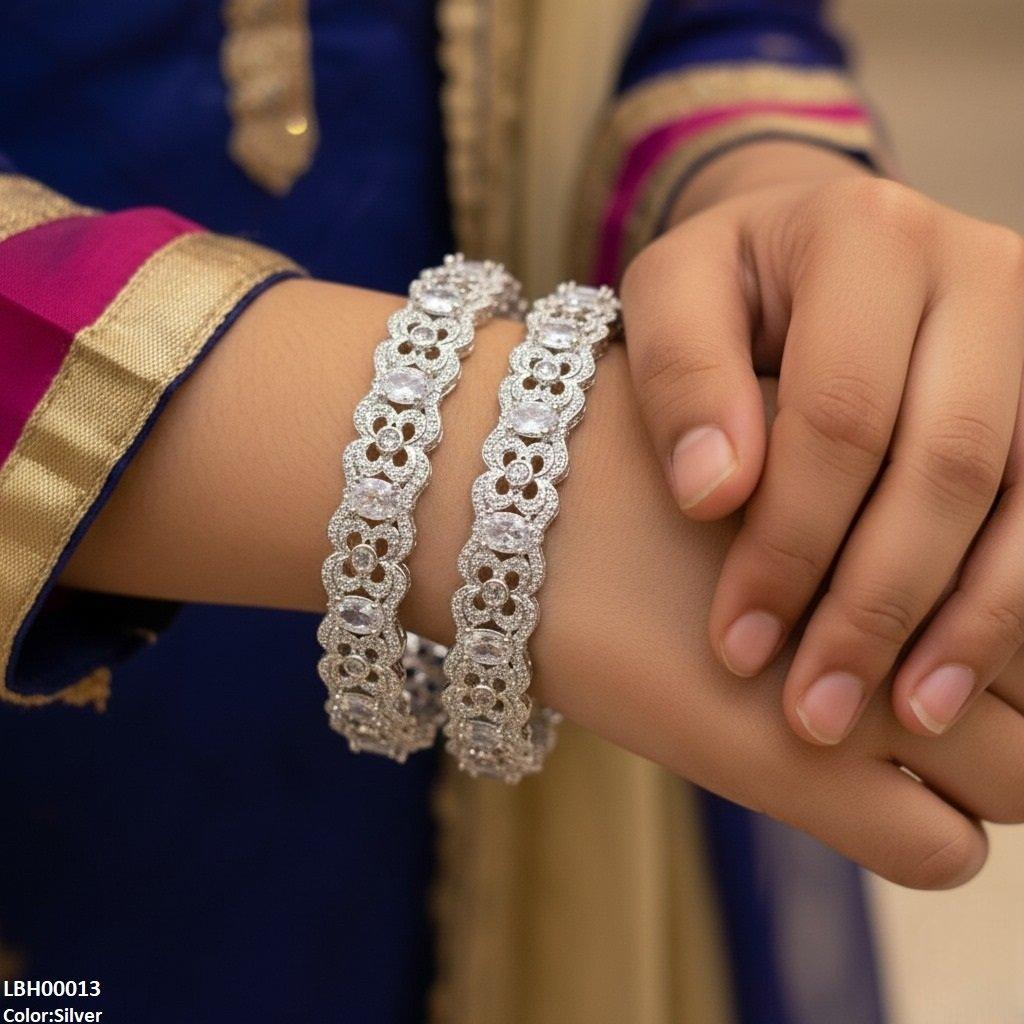 LBH00013 ANI Oval Stone Bangle Set - LBH