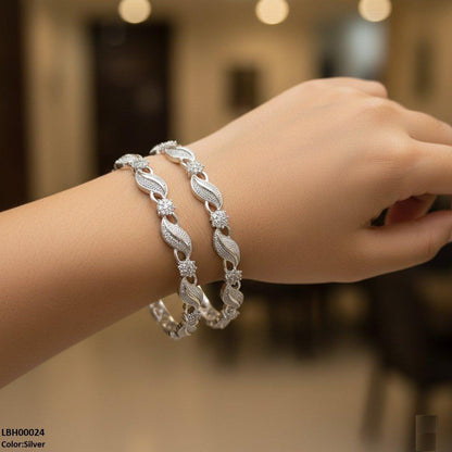 LBH00024 ANI Round Flower/Leaf Bangle Set- LBH