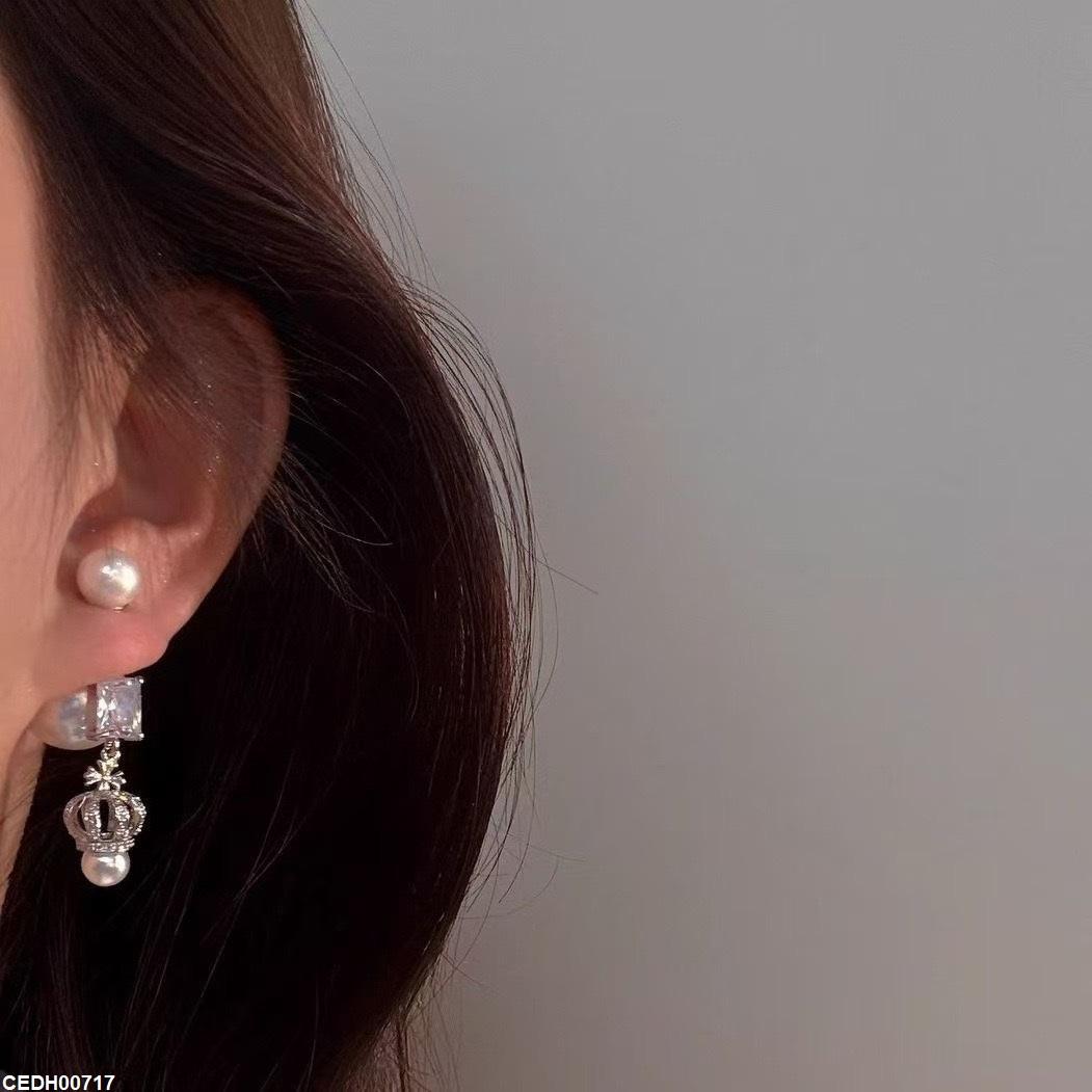 CEDH00717 YHC Square/Pearl Crown Drop Earrings - CEDH