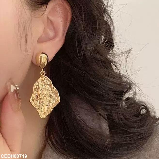 CEDH00719 YHC Oval Leaf Drop Earrings - CEDH