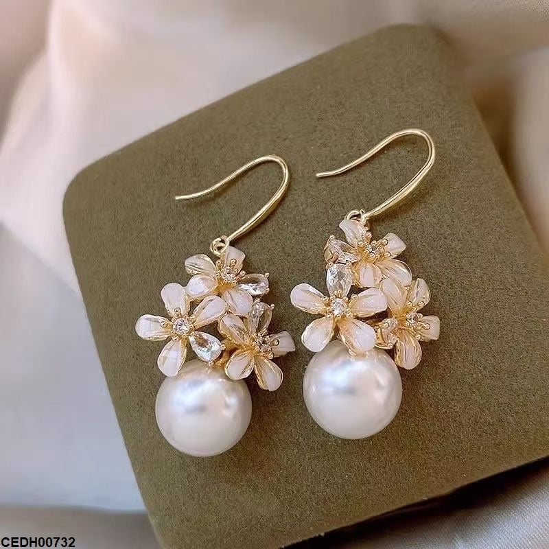 CEDH00732 YHC Flower Pearl Drop Earrings - CEDH