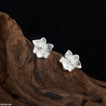 CETH01300 YHC Pearl Flower Tops Pair - CETH