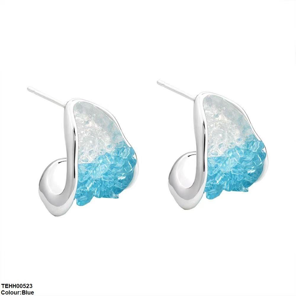 TEHH00523 YHC Triangle Zircon Stone Hoops Pair - TEHH