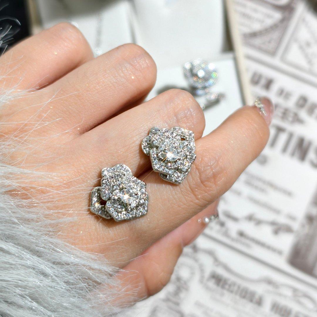 TPSH00704 KRL Flower Pendent Set - TPSH