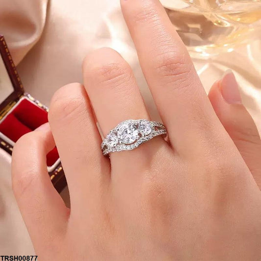 TRSH00877 KYC Three Stone ZIRCON Ring - TRSH