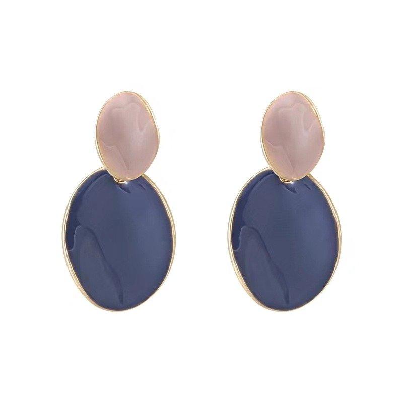 CEDH00603 BTO Oval Trendy Earring - CEDH