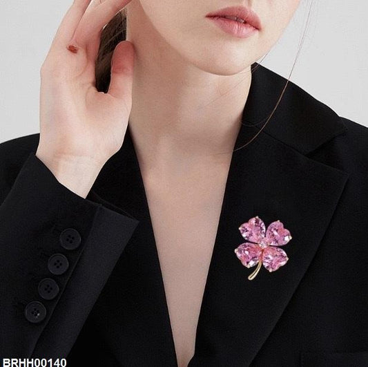 BRHH00140 XST Heart Flower Zircon Broach - BRHH
