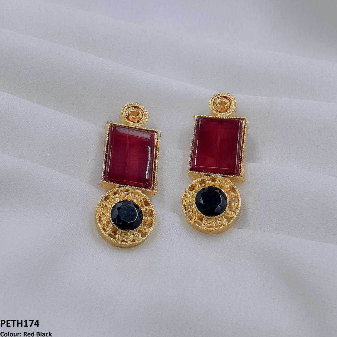 PETH174 FRN Square Ear Tops