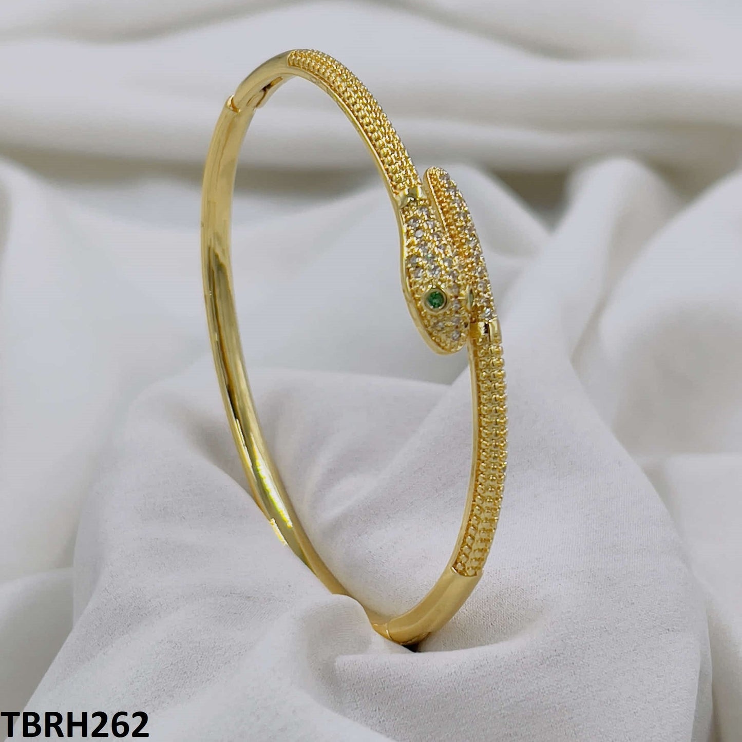 TBRH262 GXN Snake Hand Bracelet