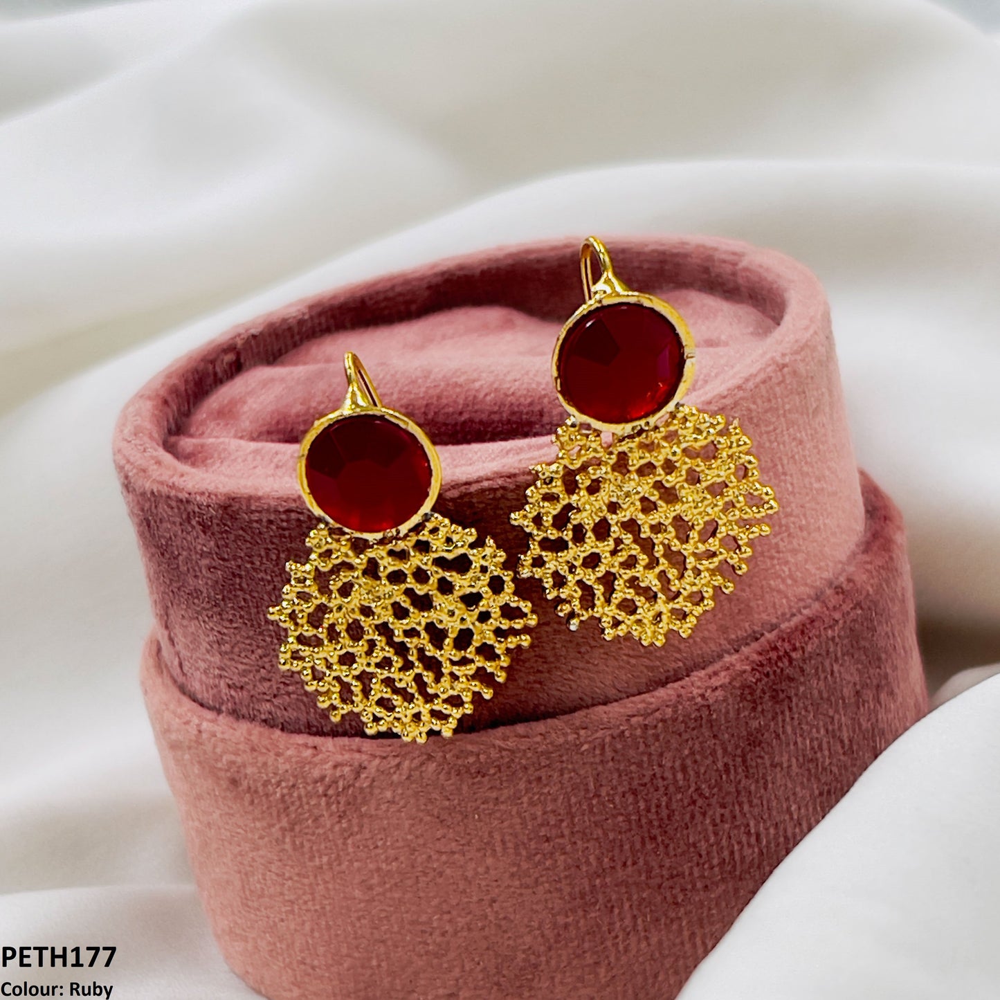 PETH177 FRN Round Ear Tops Pair