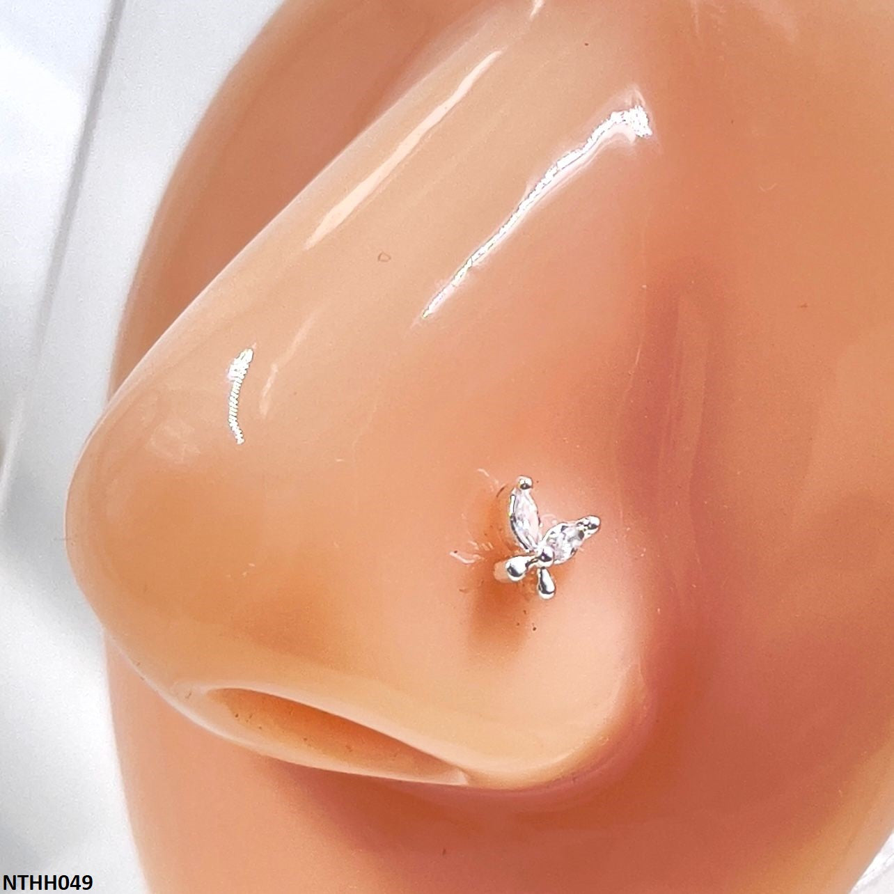 NTHH049 XYL Butterfly Nose Pin