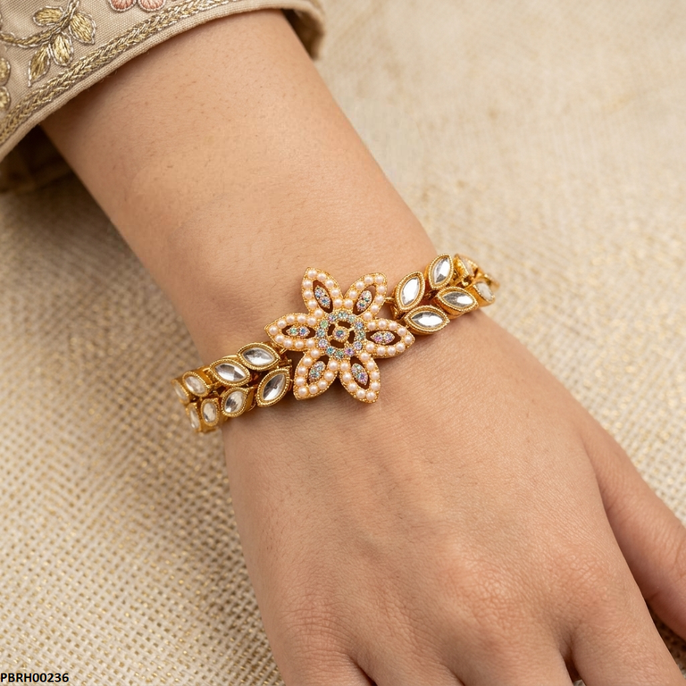 PBRH00236 MZM Pearl Flower Bracelet - PBRH