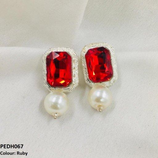 PEDH067 SDQ Radiant Pearl Earrings Drop Pair