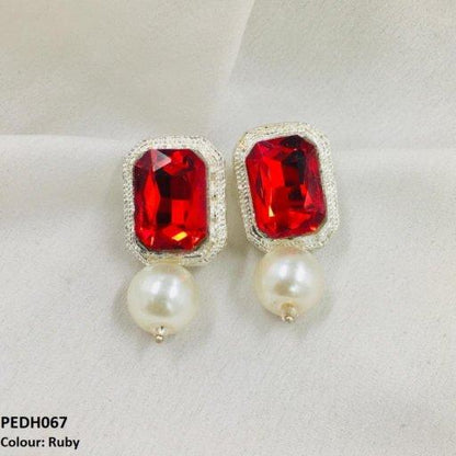 PEDH067 SDQ Radiant Pearl Earrings Drop Pair