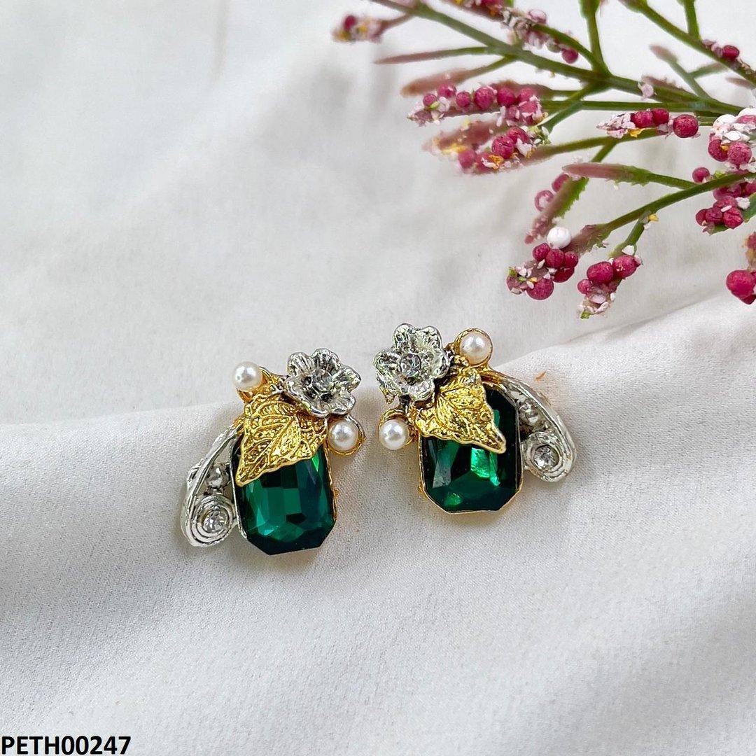 PETH00247 SDQ Square Flower Leaf Tops Pair - PETH