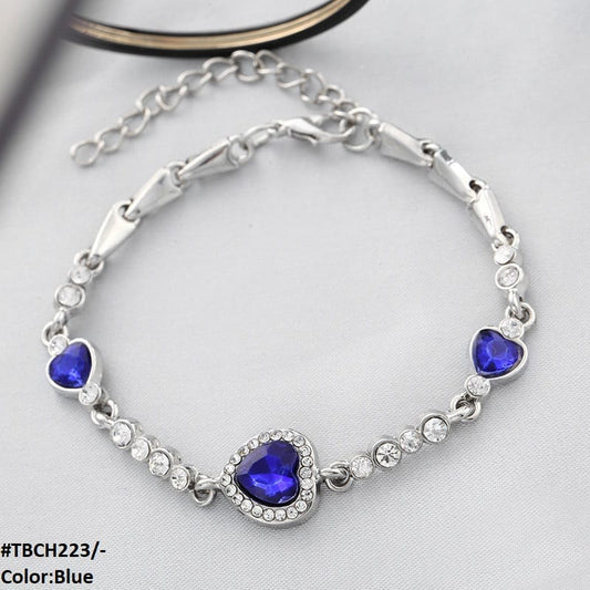 TBCH223 ZXS Heart Hand Bracelet Openable