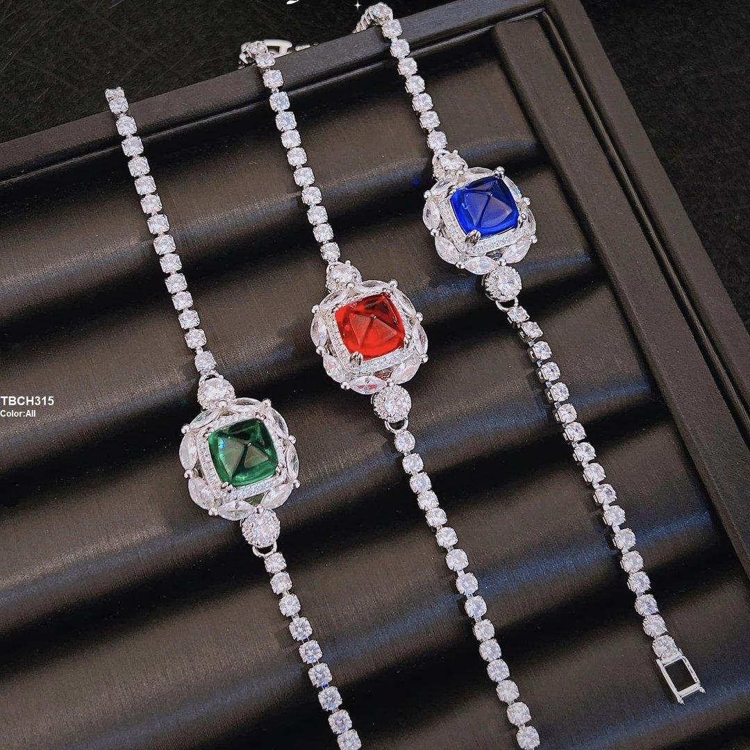 TBCH315 GWH Step Cusion Hand Bracelete