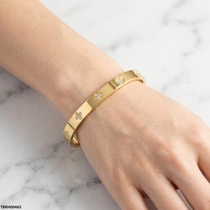 TBRH00465 MSJ  Stainless Steel Round Flower Braclet - TBRH