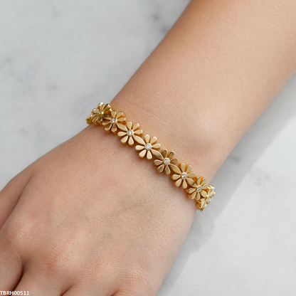 TBRH00511 MSS Round Flower Stainless Steel Bracelet - TBRH
