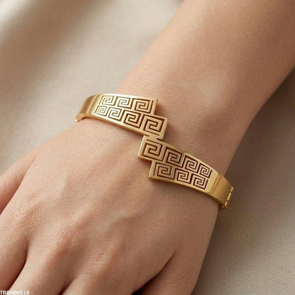 TBRH00518 MSS Round Greek Key Stainless Steel Bracelet - TBRH