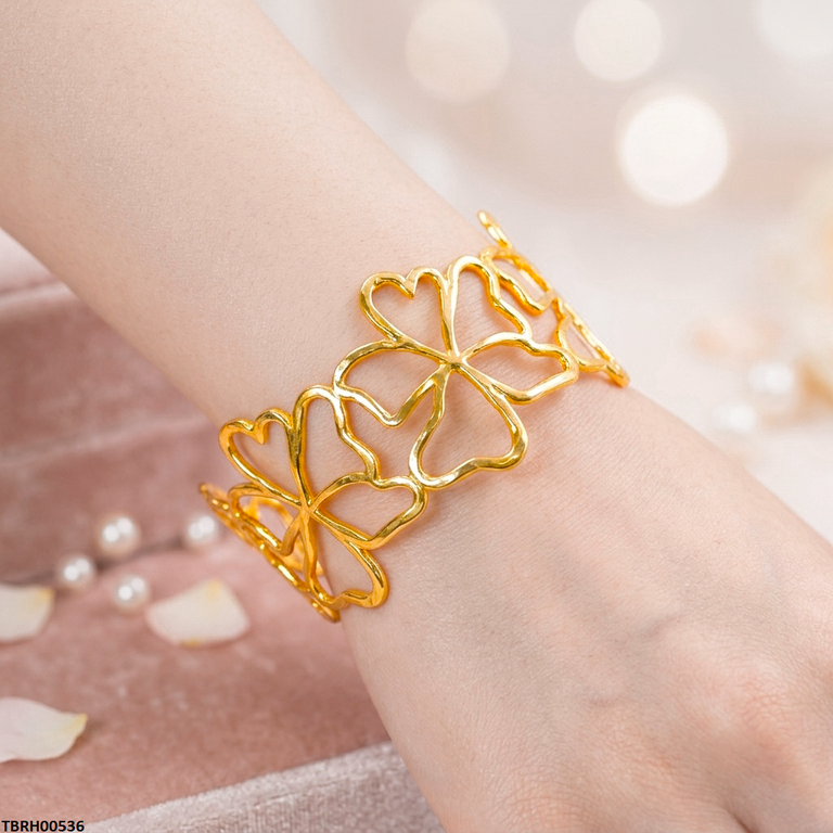 TBRH00536 HLN Clover Flower Cuff Stainless Steel Bracelet Adjustable - TBRH