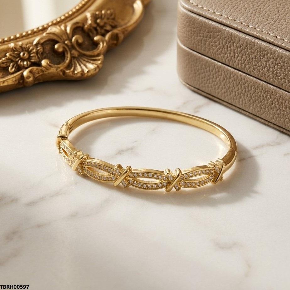 TBRH00597 GXN Oval Cross Bracelet Openable - TBRH