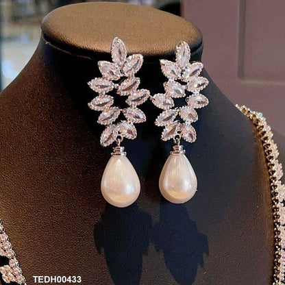 TEDH00433 CSH Tear Pearl Drop Earrings - TEDH