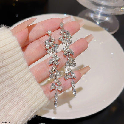 TEDH416 DDJ Tear Chain Drop Earrings