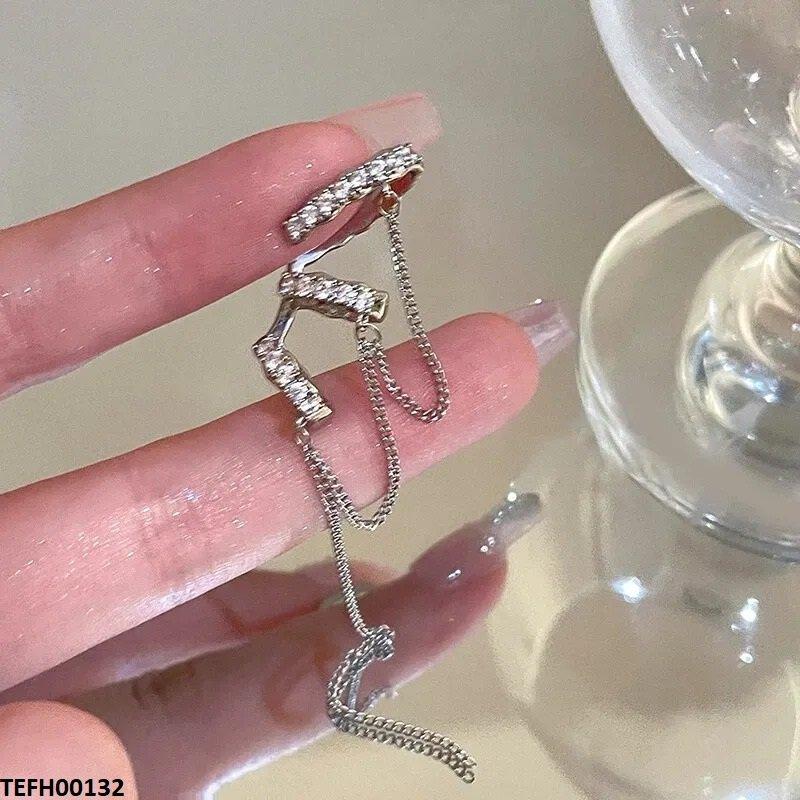 TEFH00132 SYB Clip-On Single Ear Cuff With Chain - TEFH