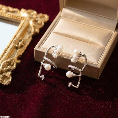 TEFH00156 ZCD Pearl Ear Cuff Pair - TEFH