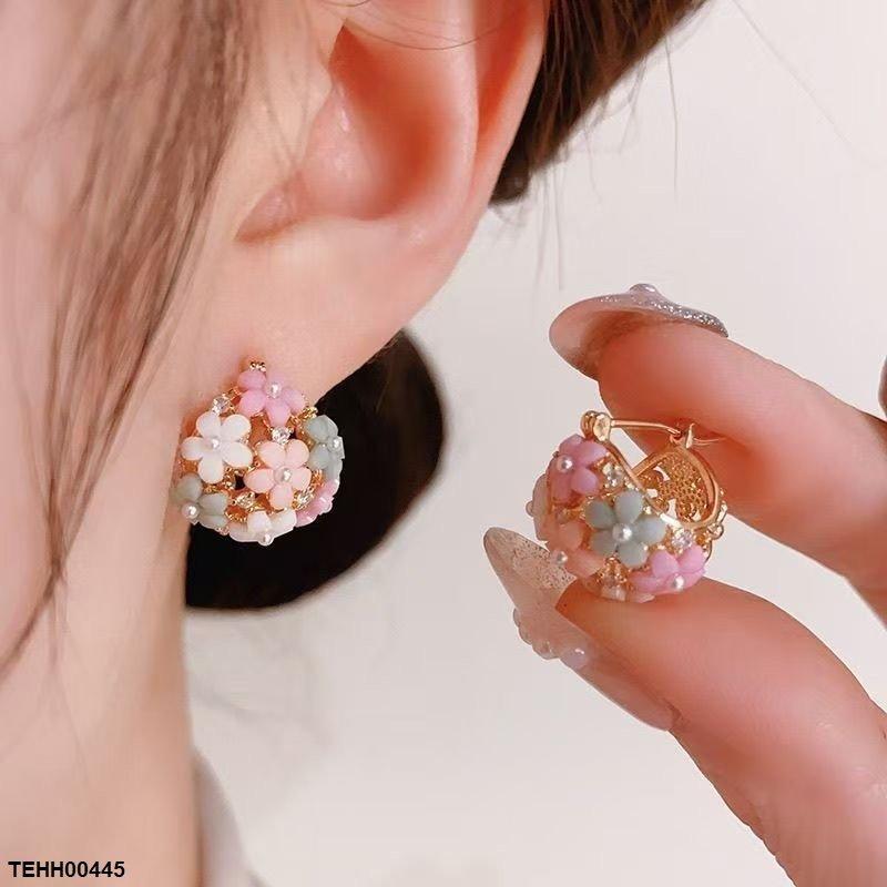 TEHH00445 YYZ Flower Ear Hoops Pair - TEHH