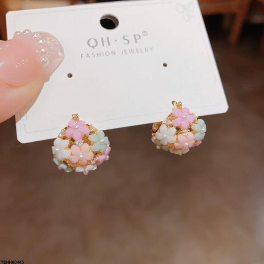 TEHH00445 YYZ Flower Ear Hoops Pair - TEHH