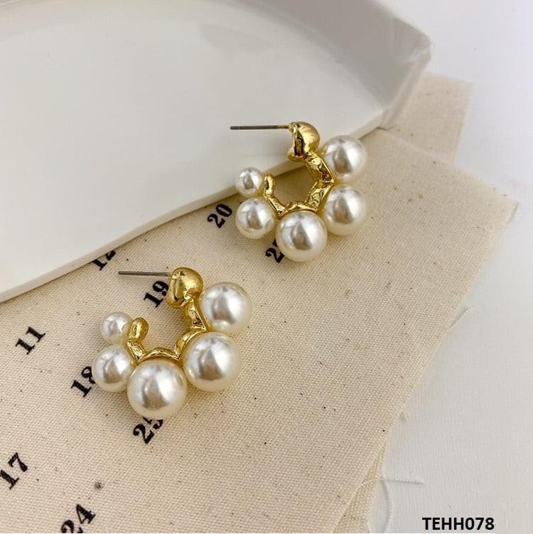 TEHH078 YQG Pearl Hoops Pair