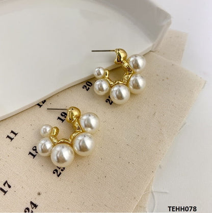 TEHH078 YQG Pearl Hoops Pair