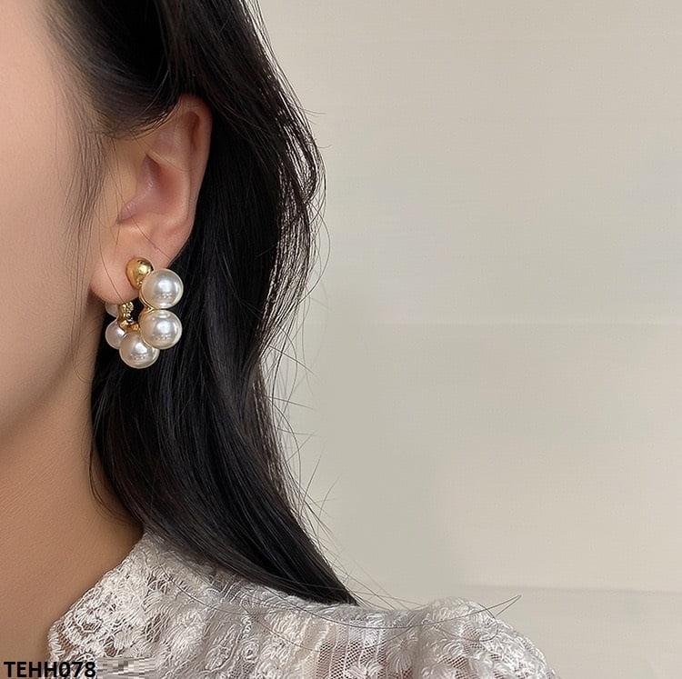 TEHH078 YQG Pearl Hoops Pair