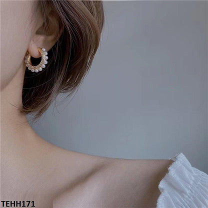 TEHH171 BTO Round Pearl Hoops Pair