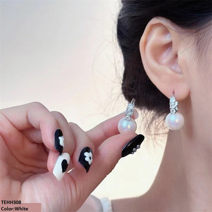 TEHH308 YHC Round Pearl Hoops Pair
