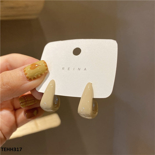 TEHH317 LSH Curb Ear Hoops Pair