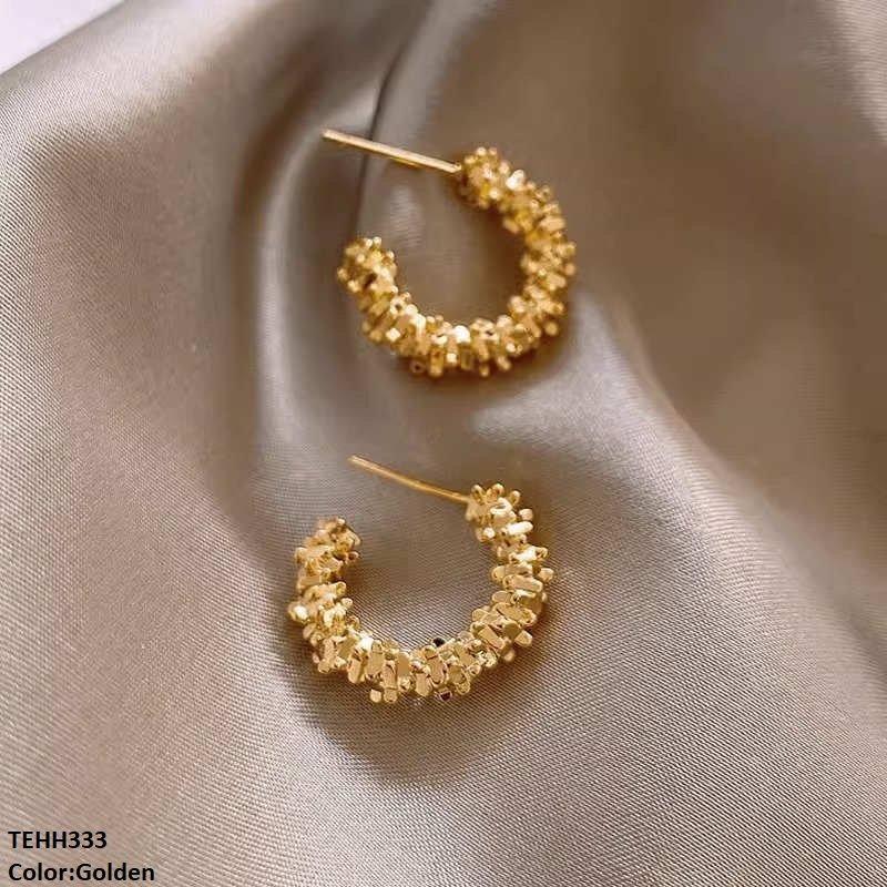 TEHH333 SIQ C-Check Ear Hoops Pair