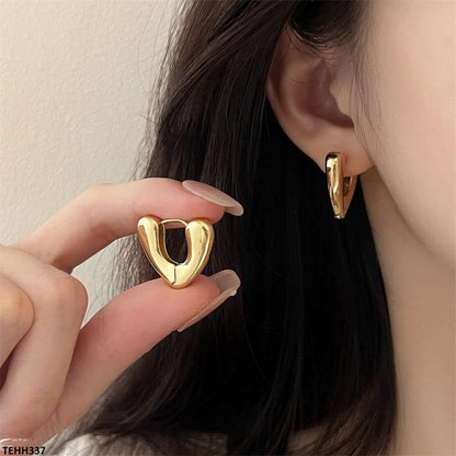 TEHH337 BTO Heart Ear Hoops Pair