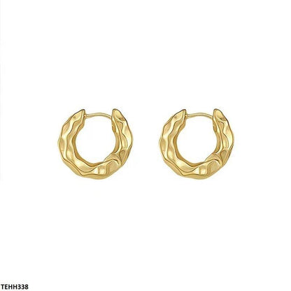 TEHH338 YHC C-Check Ear Hoops Pair