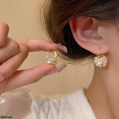 TEHH347 HJF Flower Ear Hoops Pair