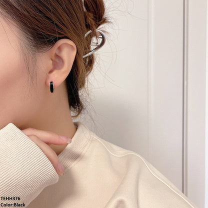 TEHH376 SIQ Ear Hoops Pair