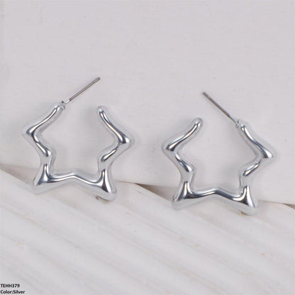 TEHH379 YYE Star Ear Hoops Pair