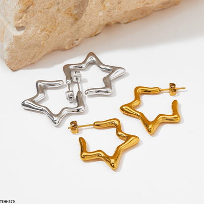 TEHH379 YYE Star Ear Hoops Pair