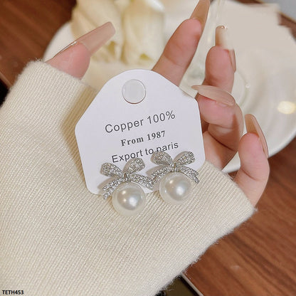 TETH453 DDJ Bow/Pearl Stud Tops