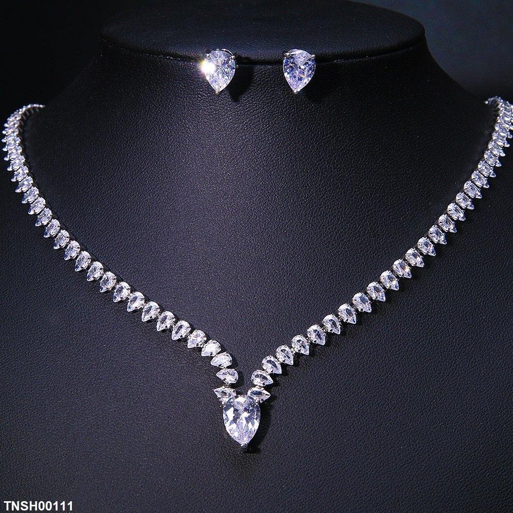 TNSH00111 BYJ Tear Stone Necklace Set - TNSH