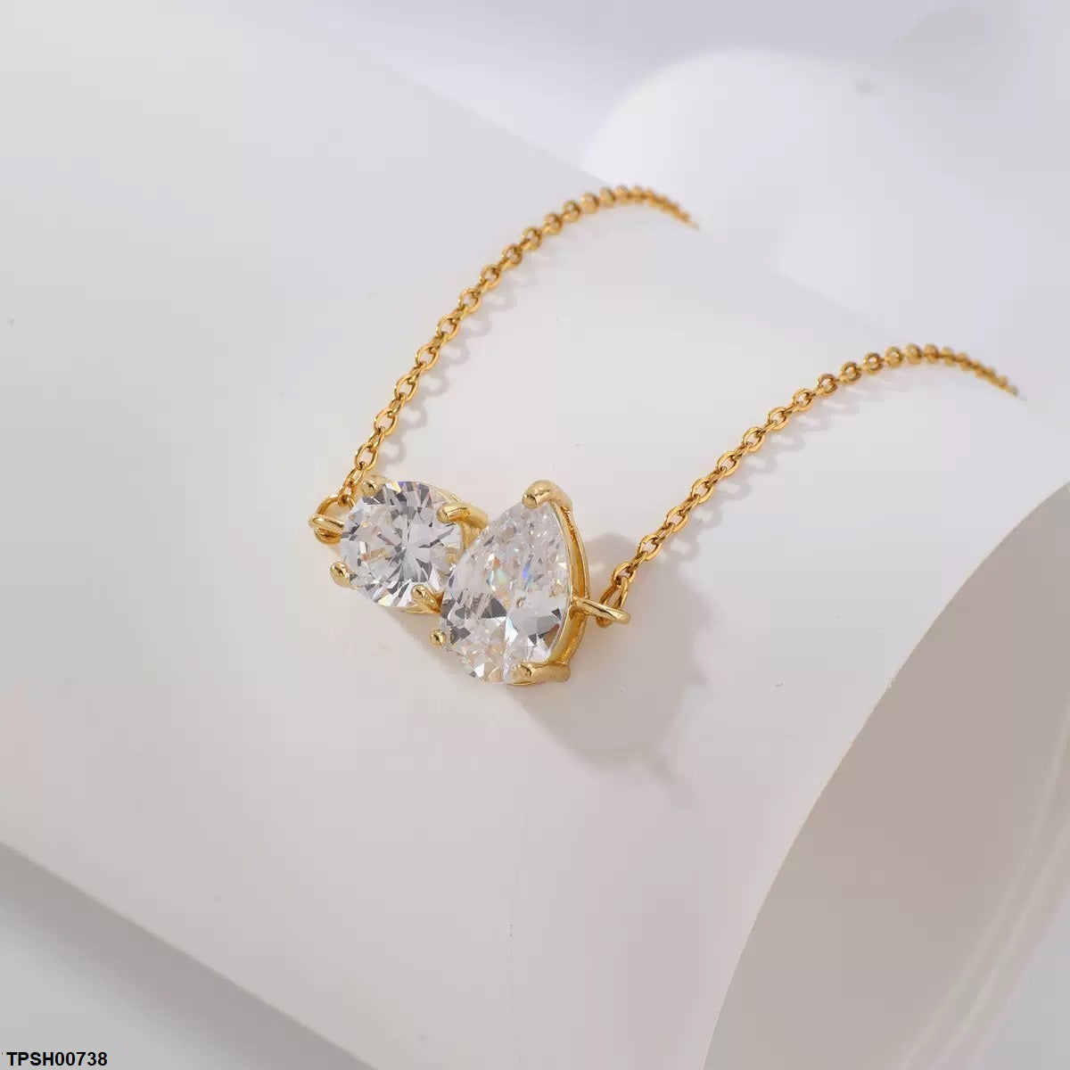 TPSH00738 WKO Round/Tear Pendant With Chain - TPSH