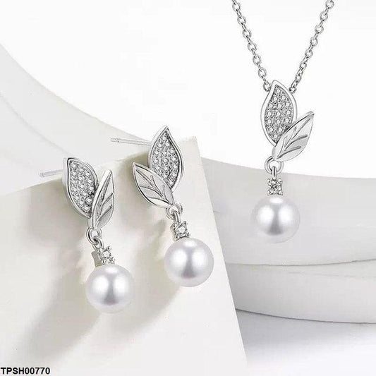 TPSH00770 BLX Leaf Pearl Drop Pendant Set - TPSH