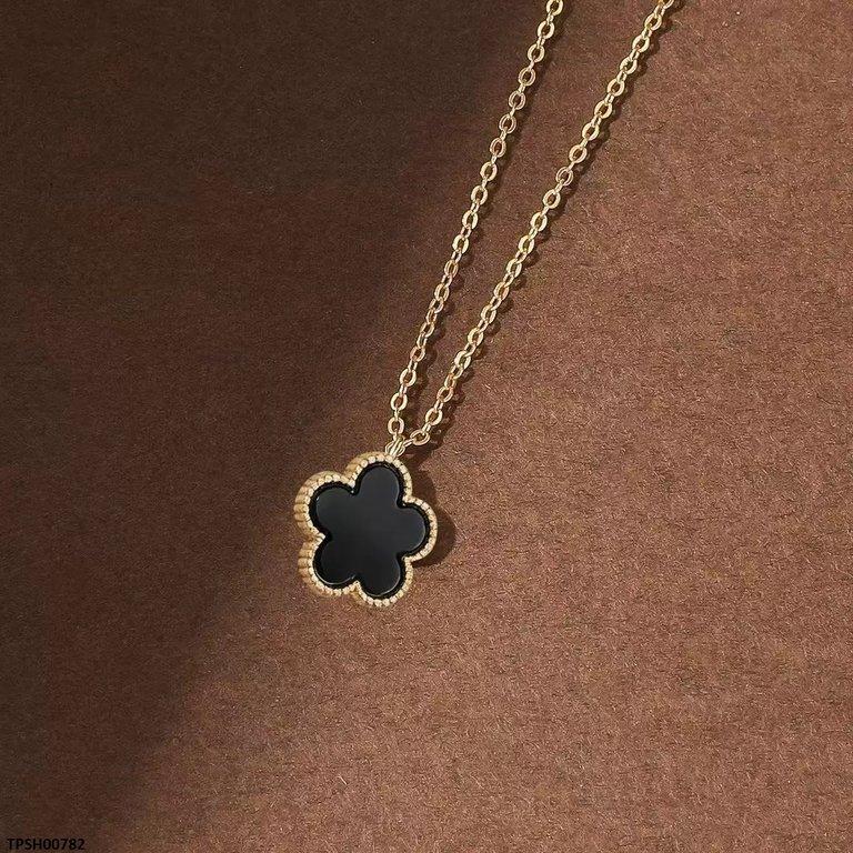 TPSH00782 YYZ Round Flower Pendant With Chain - TPSH